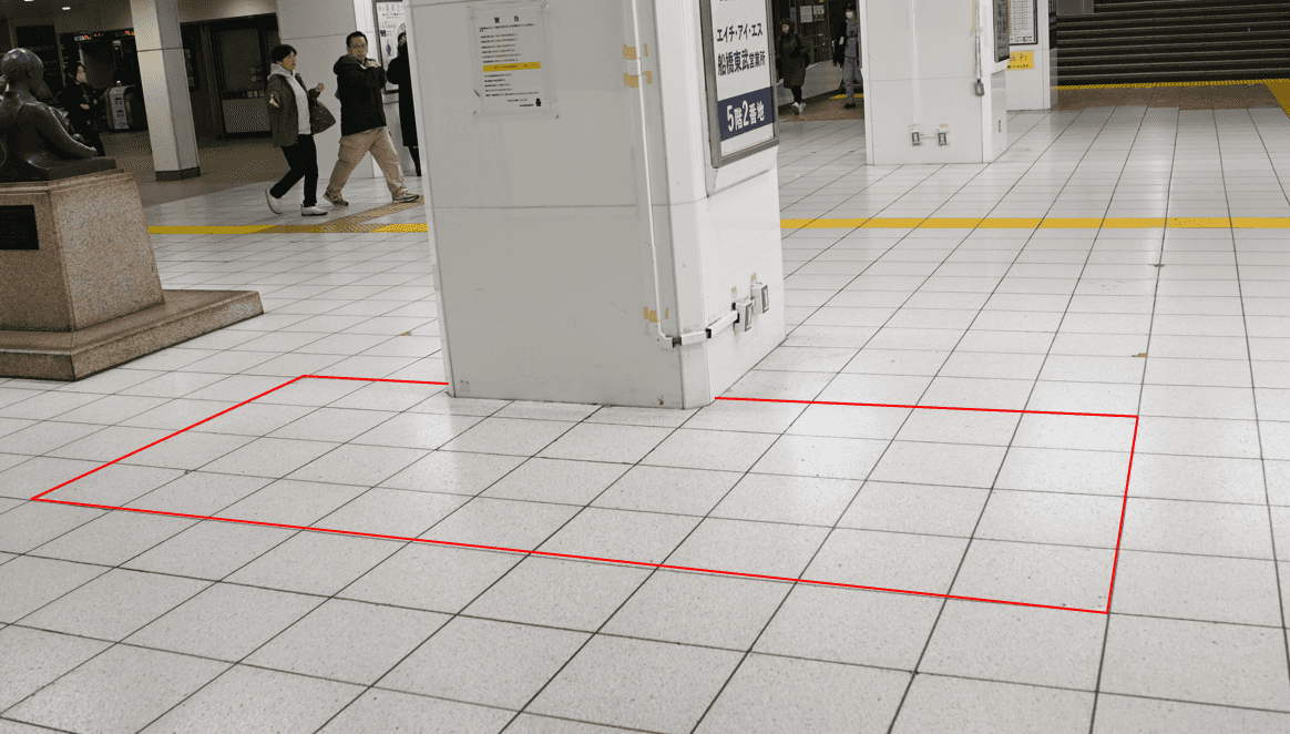 船橋駅1階自由通路(B会場)