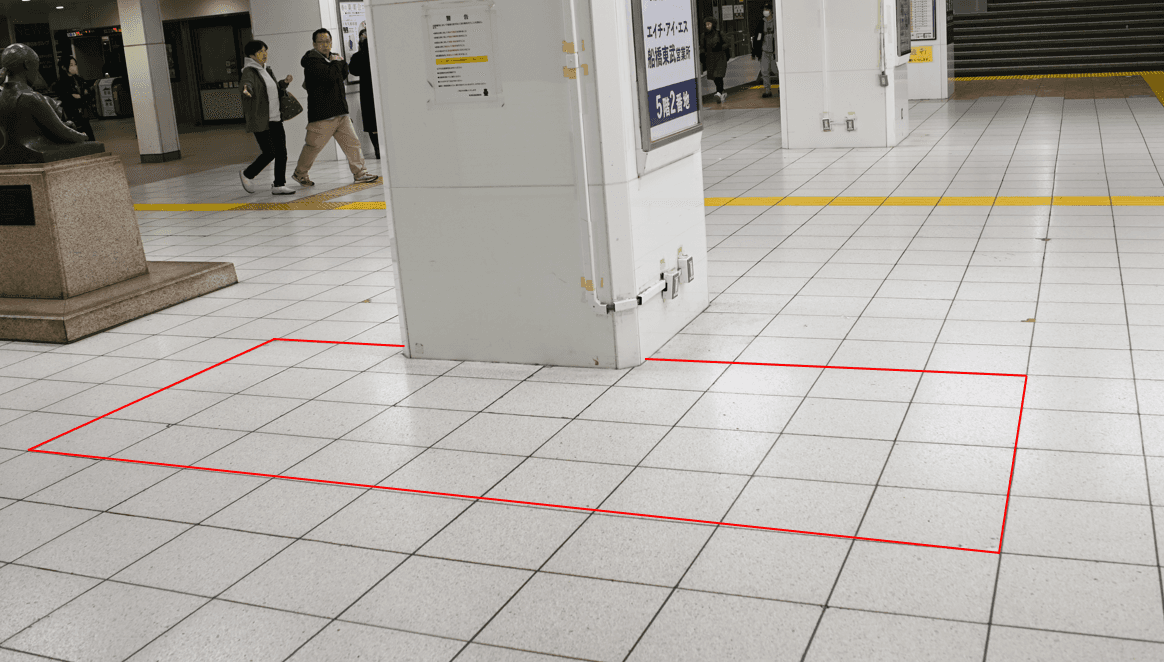 船橋駅1階自由通路(B会場)